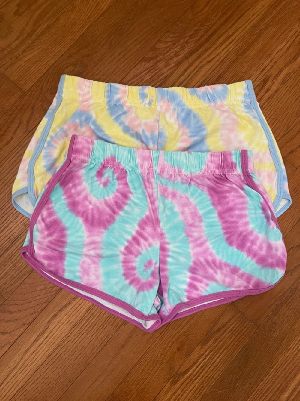 Wonder Nation lot of 2 girls tie dye shorts XL